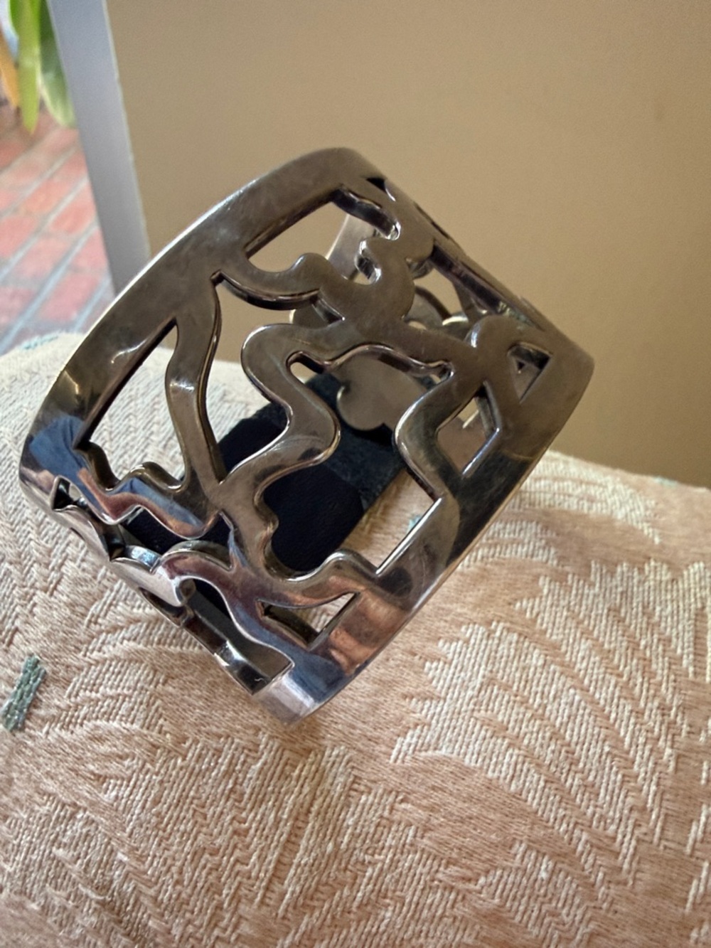 Tous Kaos Black Leather and Sterling silver Cuff Bracelet - Picture 4 of 5